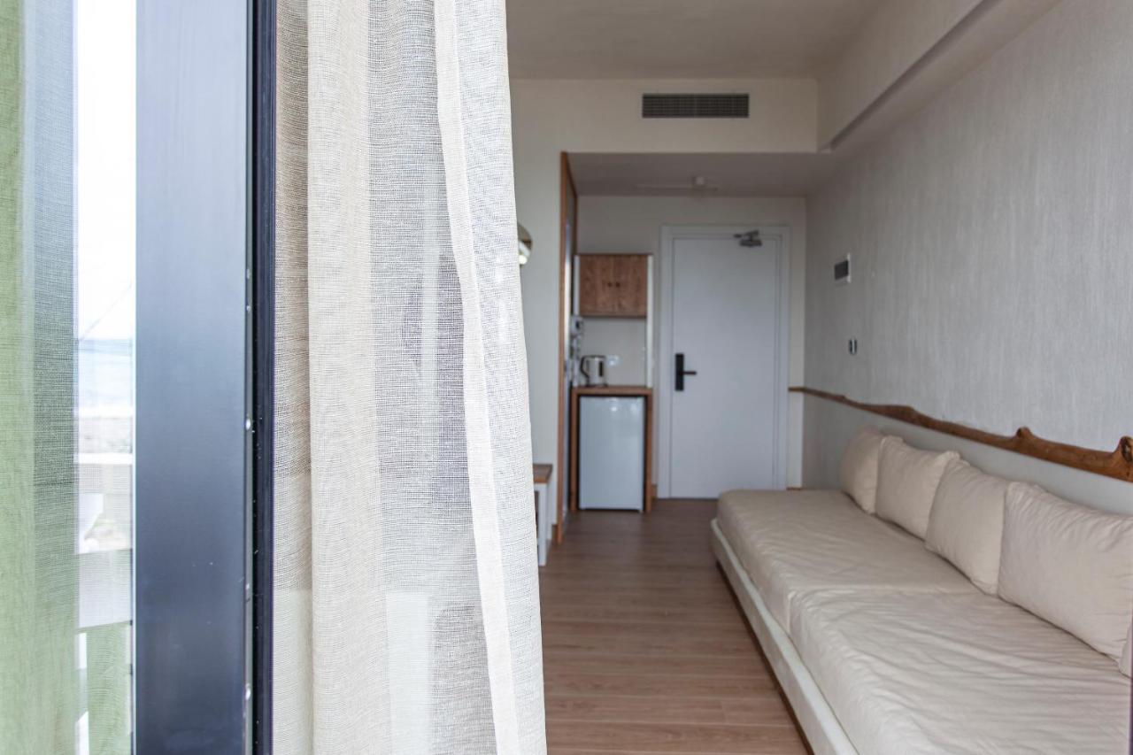 Alex & Sofi Hotel Himare Exterior photo